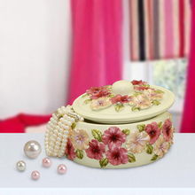 古典与时尚的完美融合 欧式复古电话机的艺术魅力